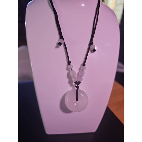 Beautiful! Natural Jade Peace Lucky Buckle Pendant Necklace Healing Adjustable - Picture 7 of 12